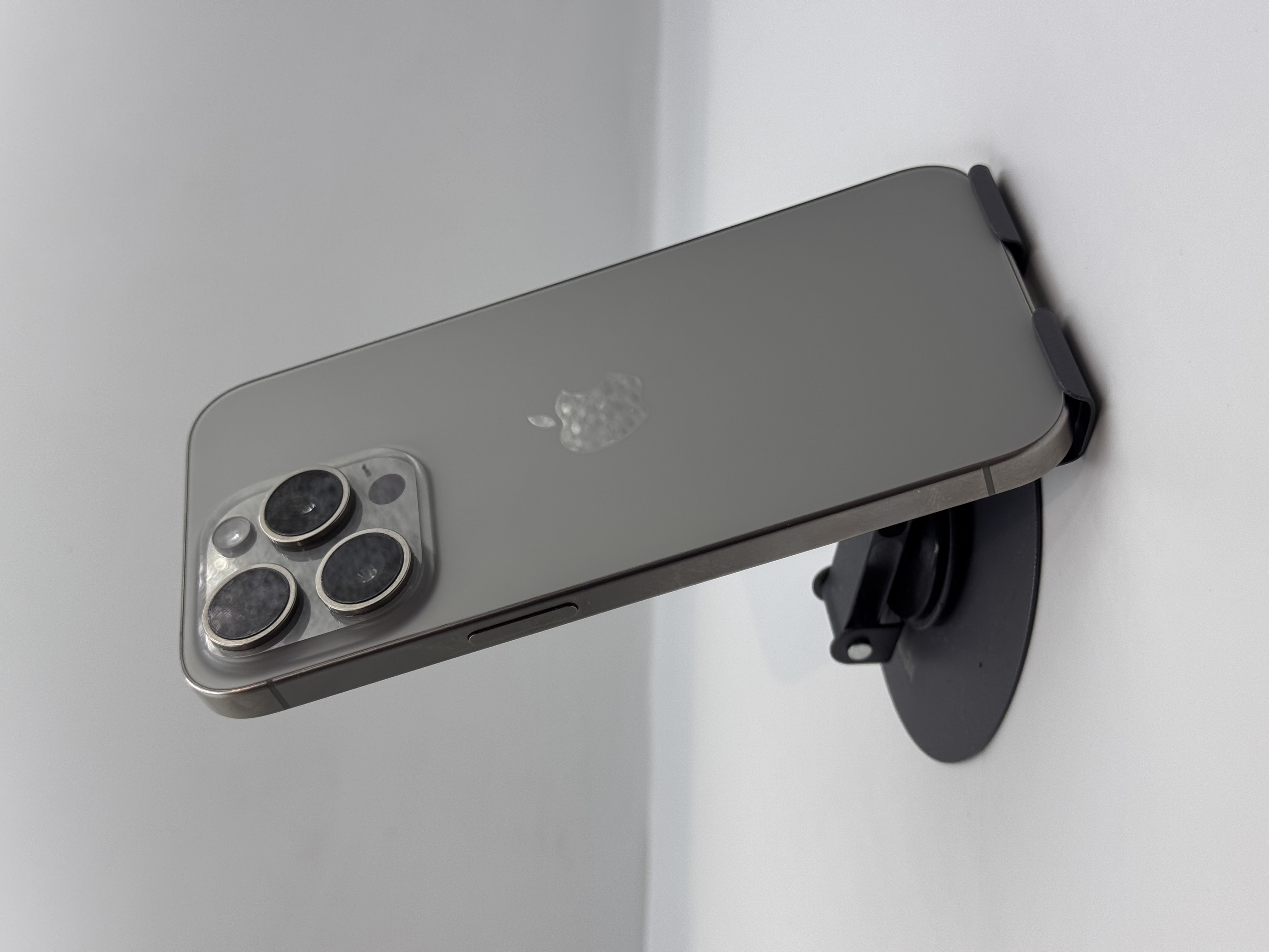 iPhone 15 Pro