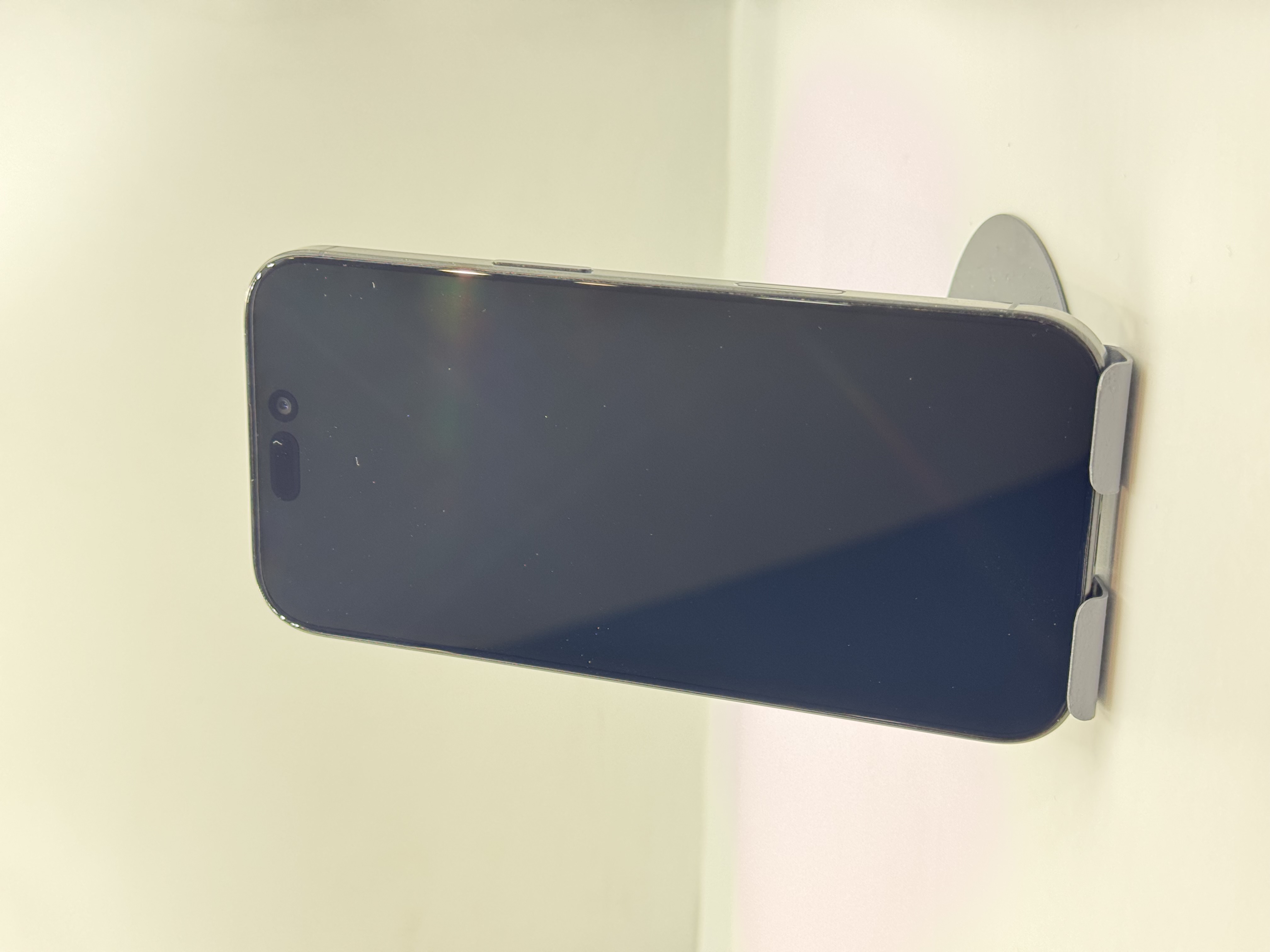 iPhone 16 Pro