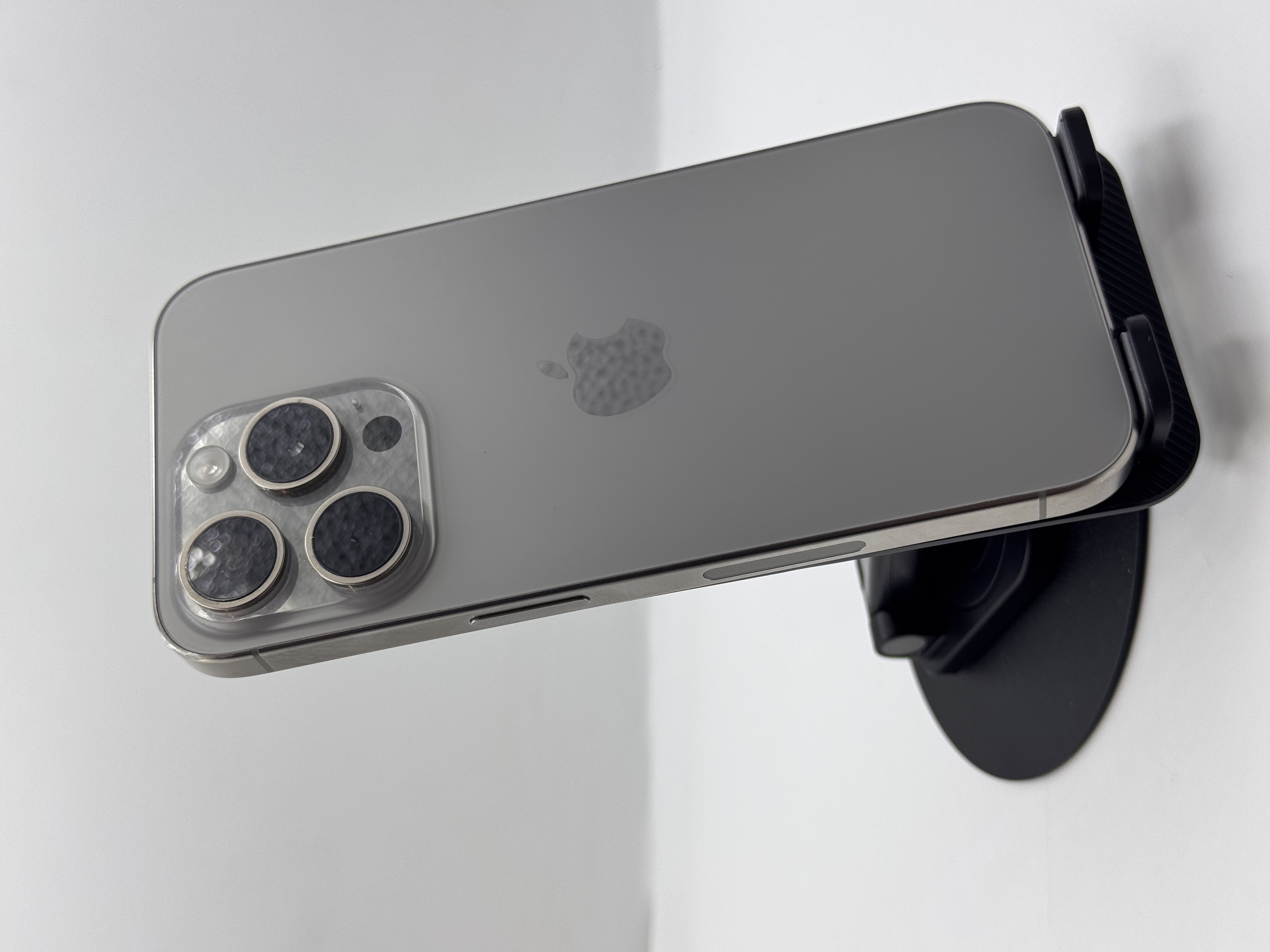 iPhone 15 Pro
